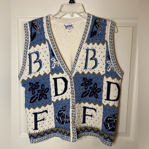 Vintage S.M.L Sport Women’s Sweater Vest - Picture 2 of 5